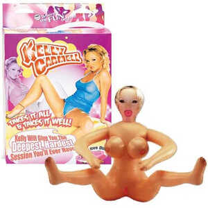 Dmuchana lalka Kelly Carmell POZYCJA SIEDZĄCA 089455